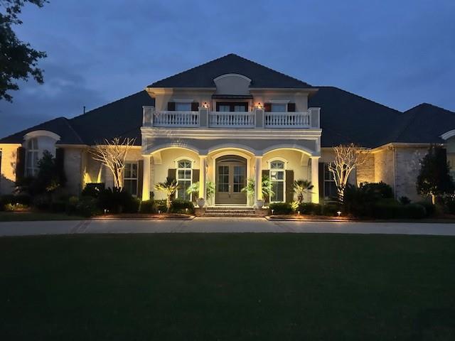 1497 LAKESHORE Boulevard