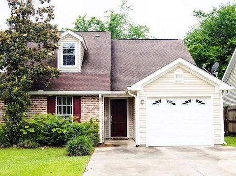 Photo of 204 S GENERAL PERSHING Street, Hammond, LA 70403 (MLS # 2553884)