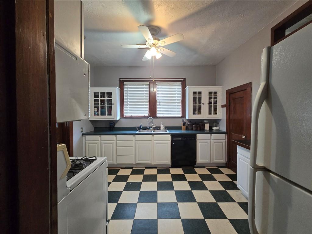 240 CAROLYN Drive