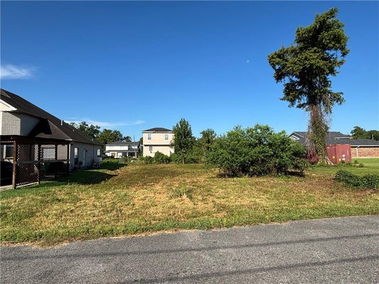 BROADWAY AVENUE, HARVEY, LA 70058 - Image f28cb1f680cfd82bee8b98e0e8dac450/4124855065
