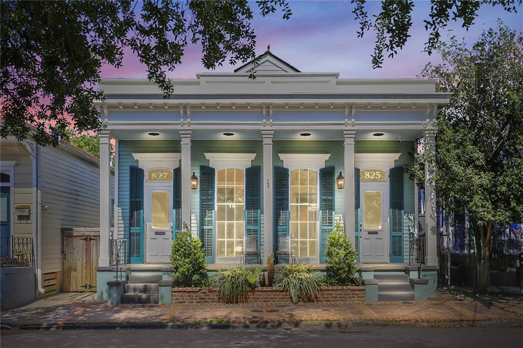New Orleans, Louisiana 70130, United States, 6 Bedrooms Bedrooms, ,5 BathroomsBathrooms,Residential,Pending,59749