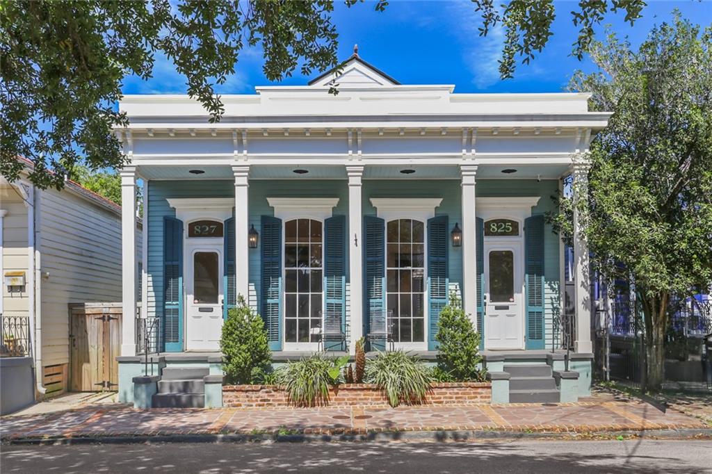 New Orleans, Louisiana 70130, United States, 6 Bedrooms Bedrooms, ,5 BathroomsBathrooms,Residential,Pending,59749