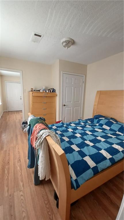 2209 11 A P TUREAUD Street