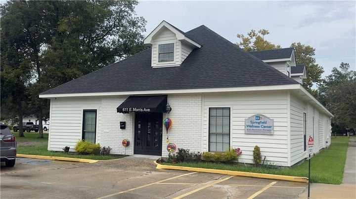 Photo 1 of 10 — 611 E MORRIS Avenue, Hammond, LA 70402