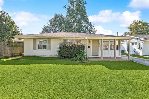 521 MOSS Lane River Ridge LA 70123