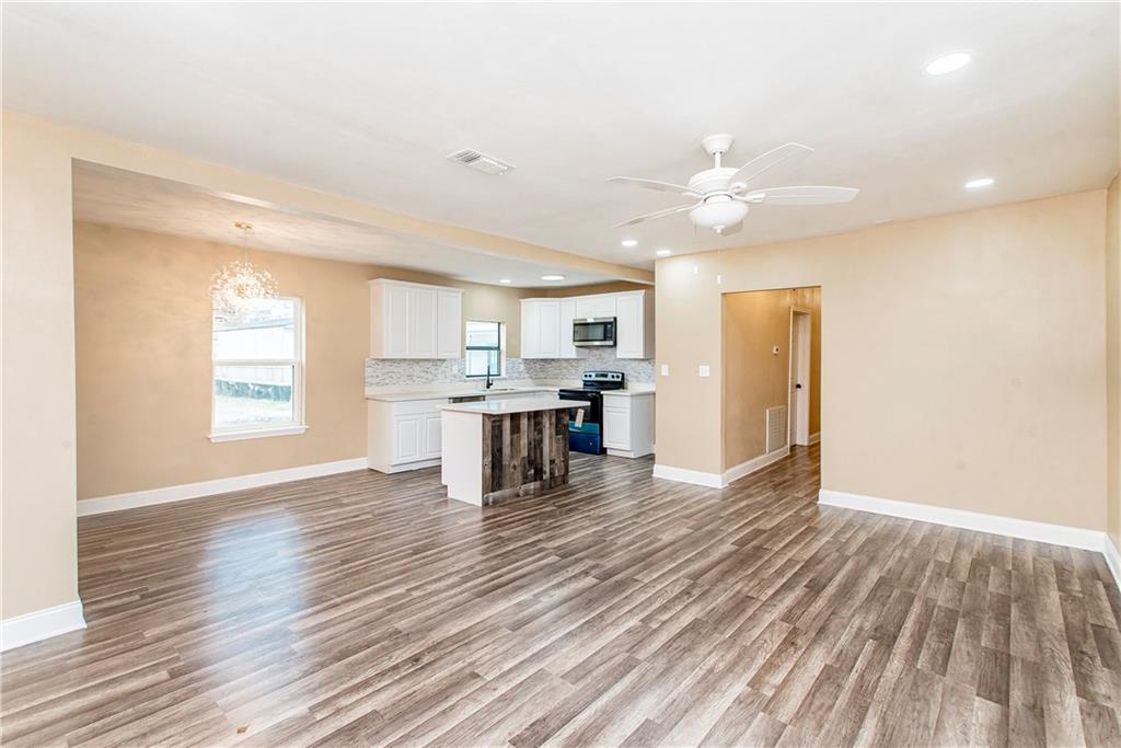 Gramercy, Louisiana 70052, United States, 4 Bedrooms Bedrooms, ,2 BathroomsBathrooms,Residential,Pending,66522