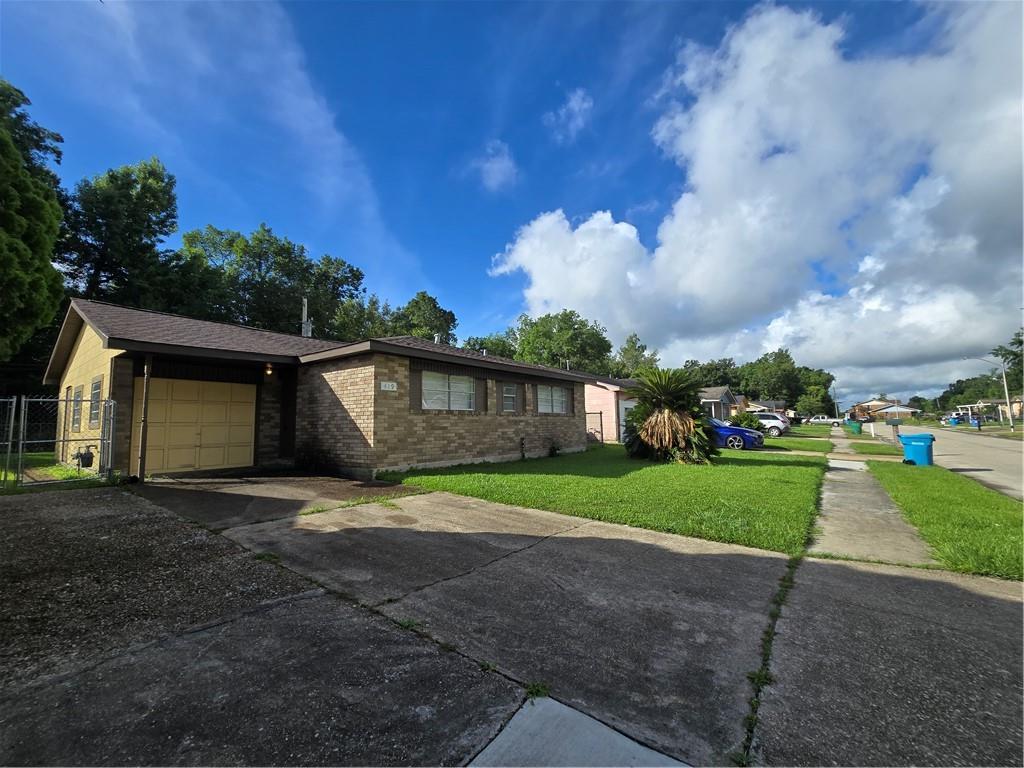 419 BOUTTE ESTATES Drive