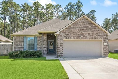 Photo of 15572 MADRIS Lane, Covington, LA 70435 (MLS # 2546353)