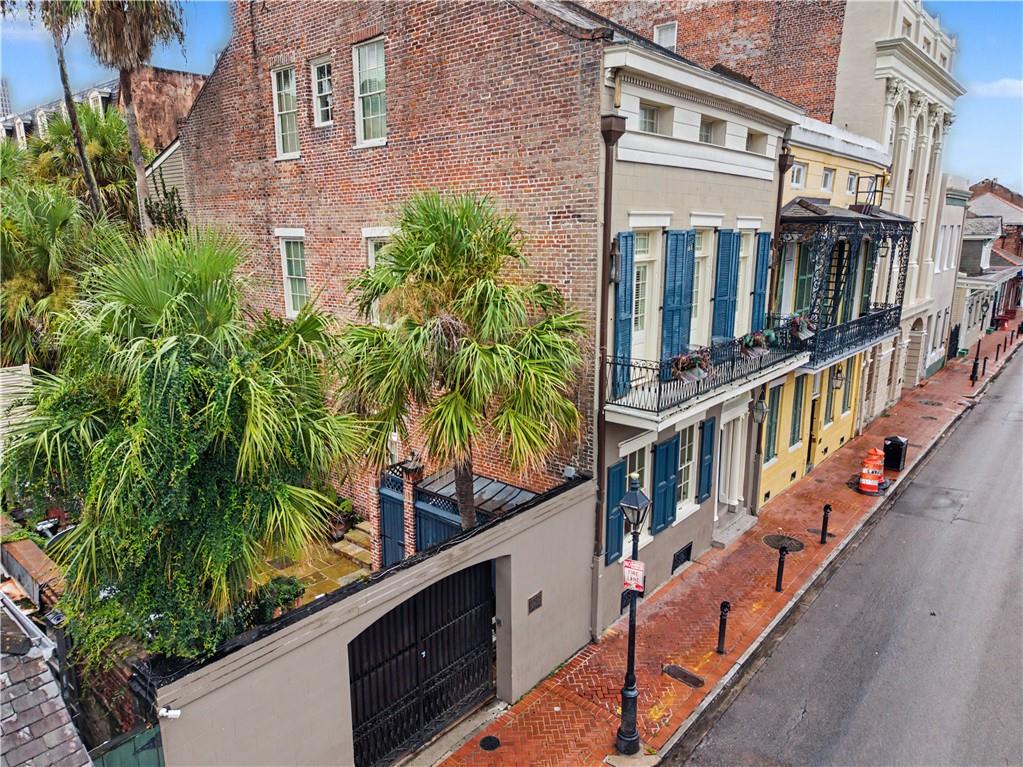 908 ST LOUIS Street