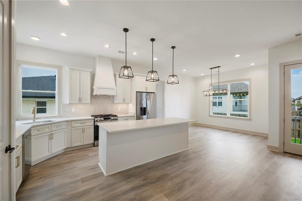 3913 NORWOOD Drive
