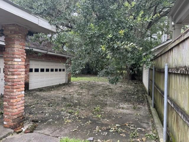 305 FRIEDRICHS Avenue