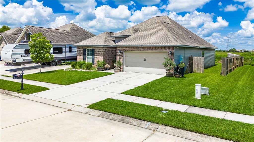214 ASHTON OAKS Lane