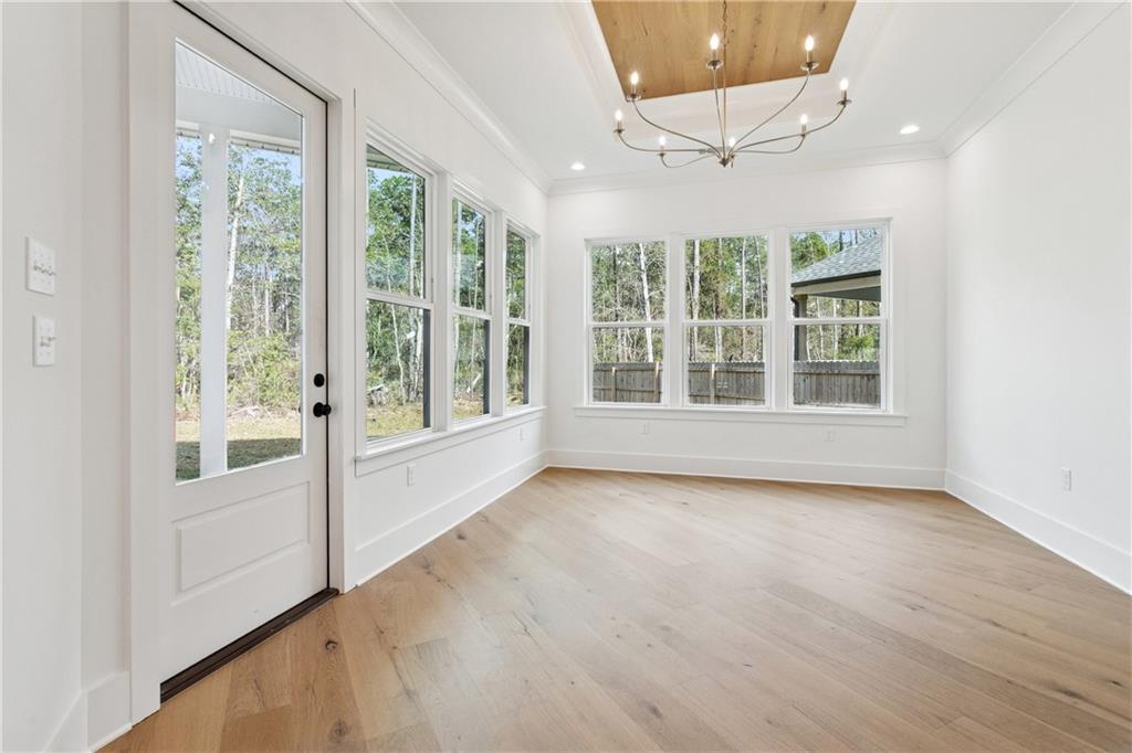 184 CHATEAU PAPILLON