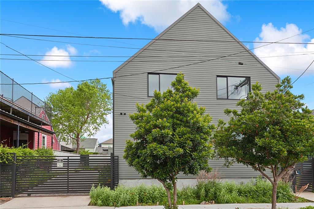 New Orleans, Louisiana 70113, United States, 7 Bedrooms Bedrooms, ,6 BathroomsBathrooms,Residential,Active,58034