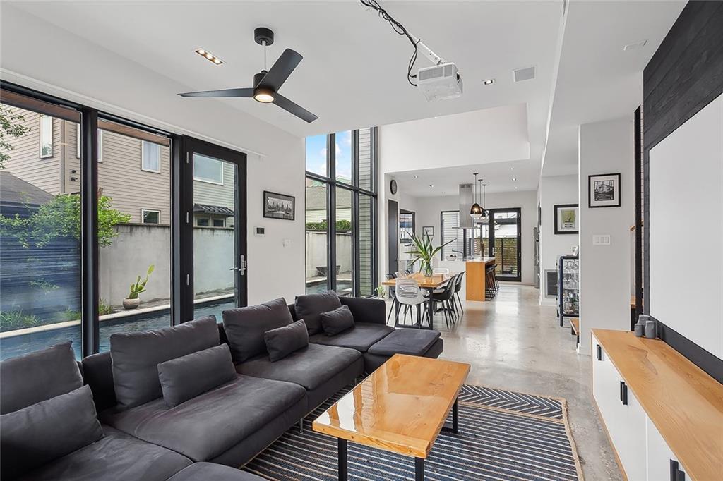 New Orleans, Louisiana 70113, United States, 7 Bedrooms Bedrooms, ,6 BathroomsBathrooms,Residential,Active,58034