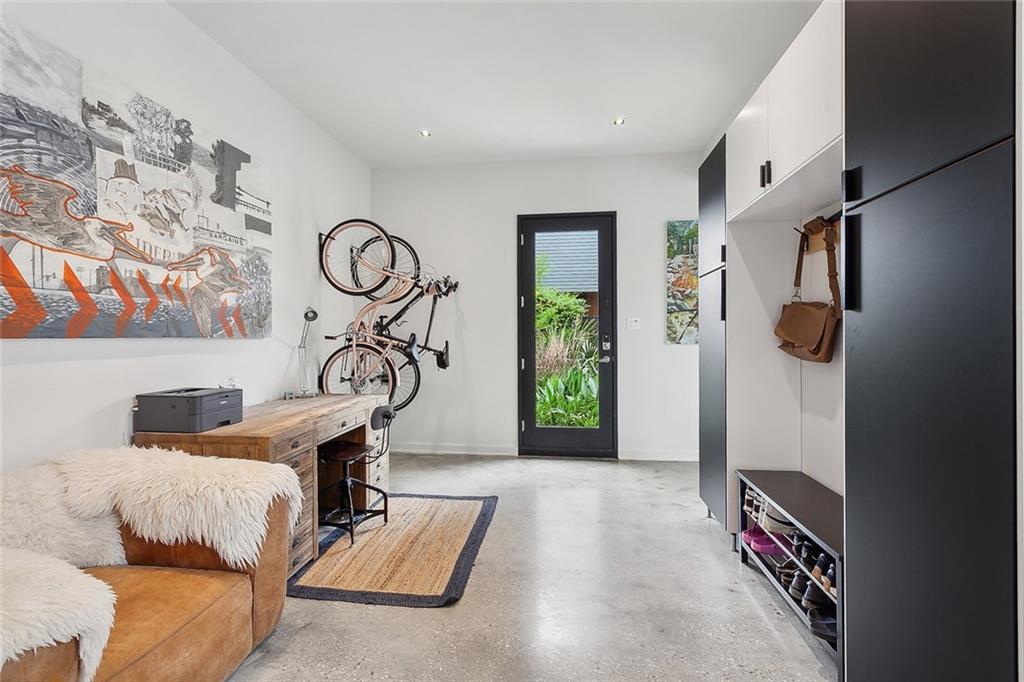 New Orleans, Louisiana 70113, United States, 7 Bedrooms Bedrooms, ,6 BathroomsBathrooms,Residential,Active,58034