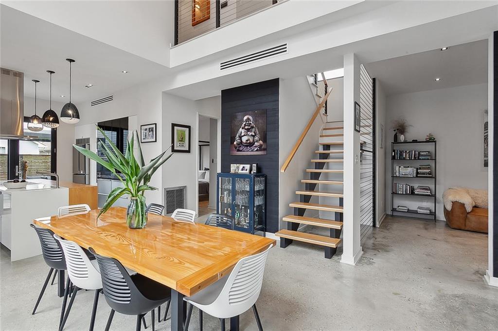 New Orleans, Louisiana 70113, United States, 7 Bedrooms Bedrooms, ,6 BathroomsBathrooms,Residential,Active,58034
