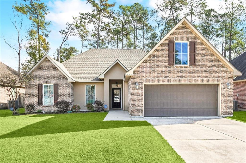 1092 BERKSHIRE Drive