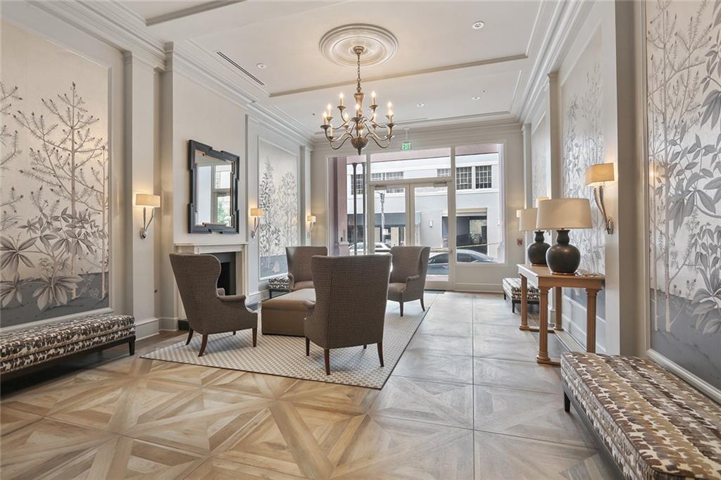700 MAGAZINE Street 211