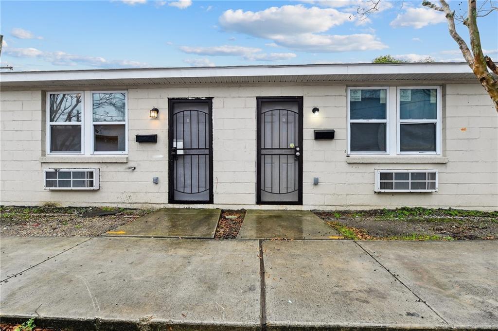 1444 JAPONICA Street