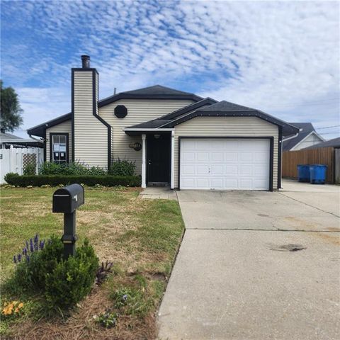 Photo of 334 RIVER POINT Drive, Destrehan, LA 70047 (MLS # 2554742)