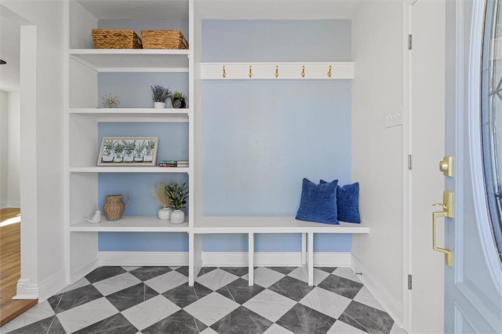 717 E JEFFERSON Park