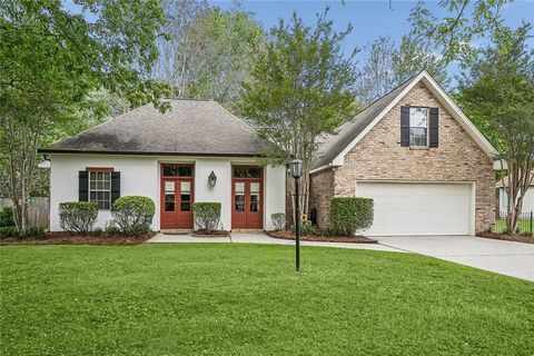 2326 CROSSING Court Mandeville LA 70448