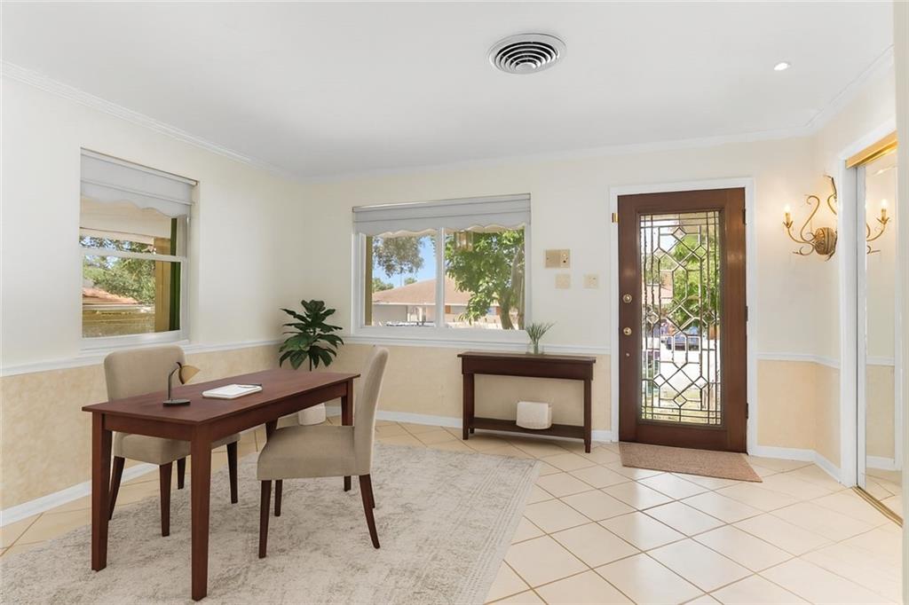 1305 GARDENIA Drive