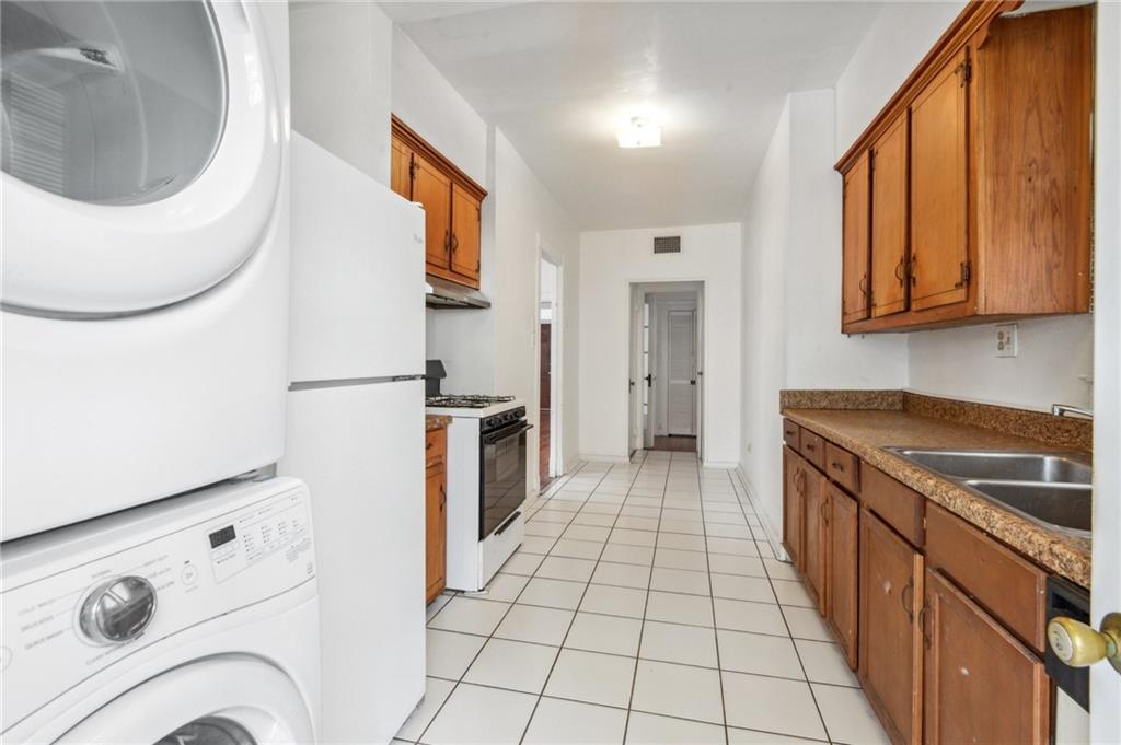 New Orleans, Louisiana 70118, United States, 2 Bedrooms Bedrooms, ,1 BathroomBathrooms,Residential,Active,43180