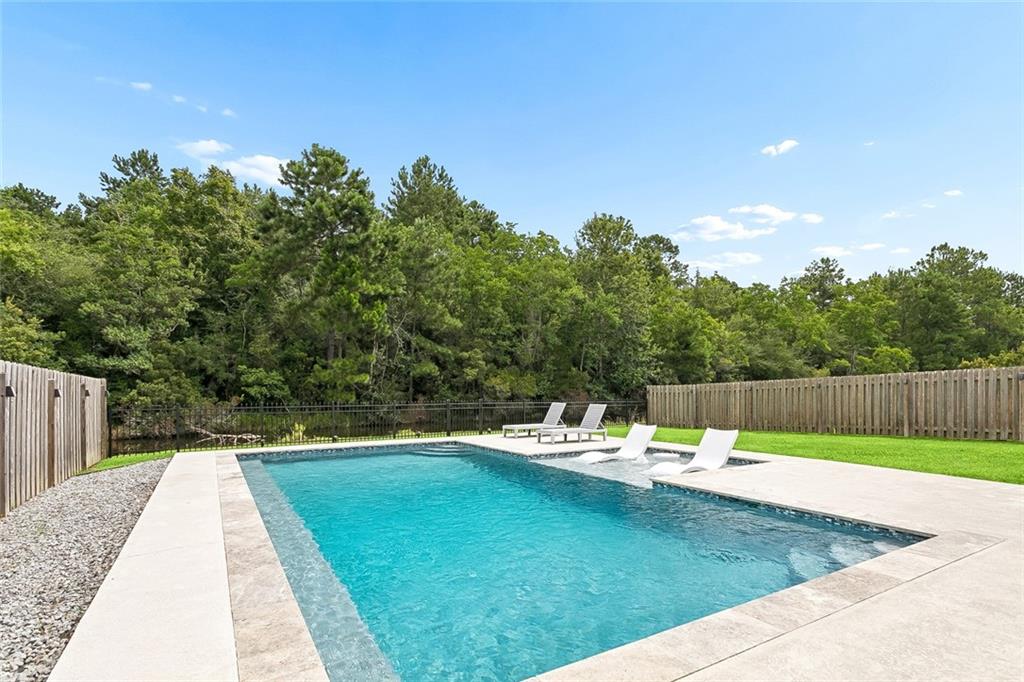 4118 KELLY LAKE Lane