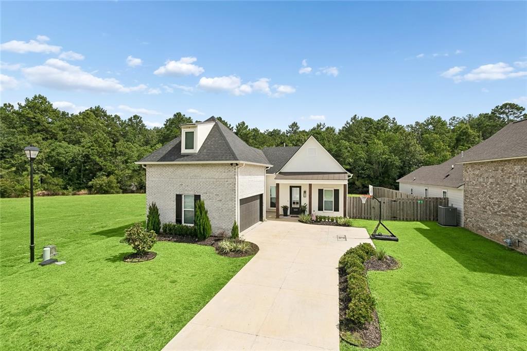 4118 KELLY LAKE Lane