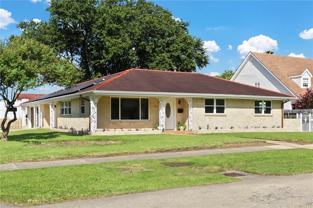 40 HOLLY Drive