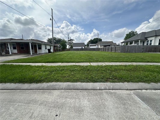 416 NORTON AVE, ARABI, LA 70032 - Image f5b39b016f852b92d3ea5ddbf1fc2777/4003187652