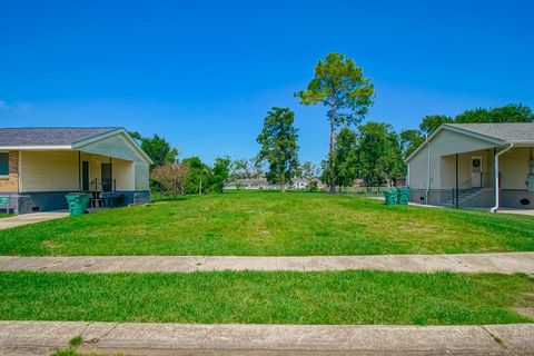 220 DIANE Avenue River Ridge LA 70123