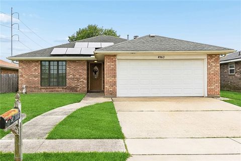 Photo of 4963 TYNECASTLE Drive, New Orleans, LA 70128 (MLS # 2549834)