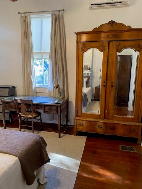 New Orleans, Louisiana 70118, United States, 2 Bedrooms Bedrooms, ,1 BathroomBathrooms,Residential,Active,236593