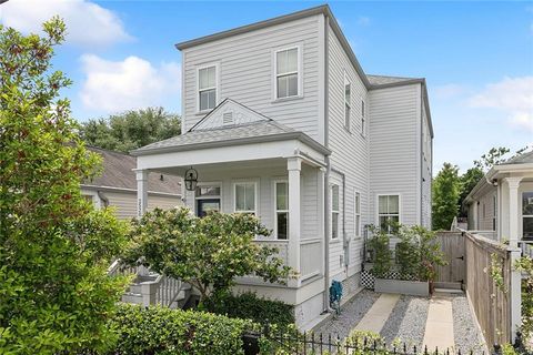 2520 CONTI Street New Orleans LA 70119