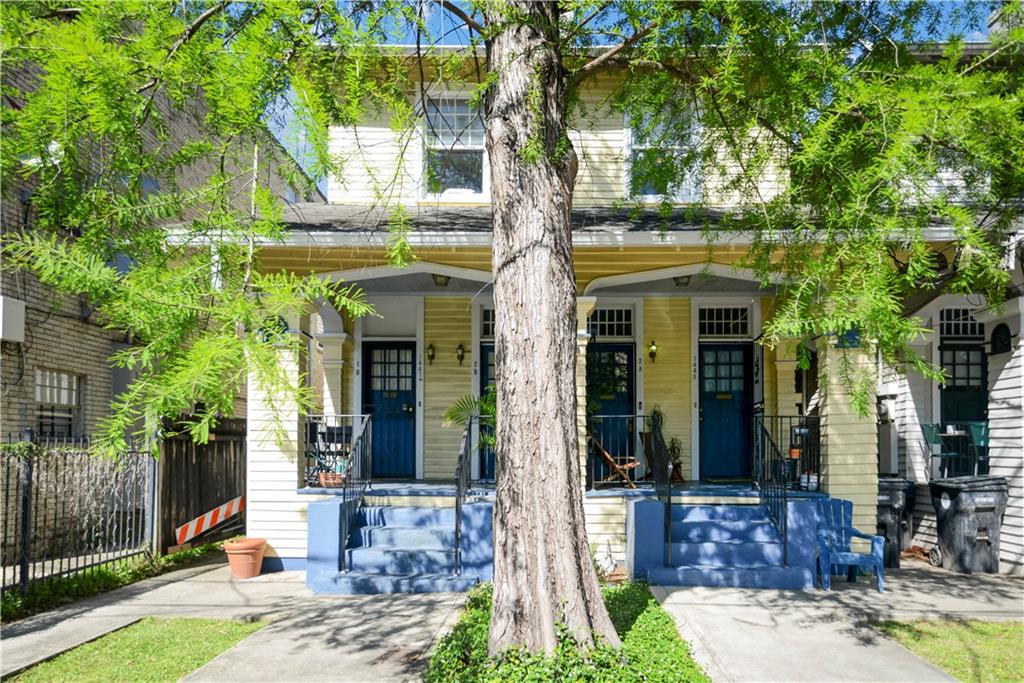 1445 SAINT MARY Street