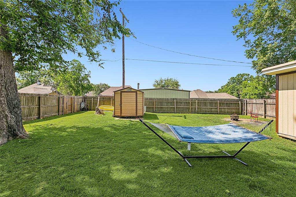 Denham Springs, Louisiana 70706, United States, 3 Bedrooms Bedrooms, ,2 BathroomsBathrooms,Residential,Pending,56542