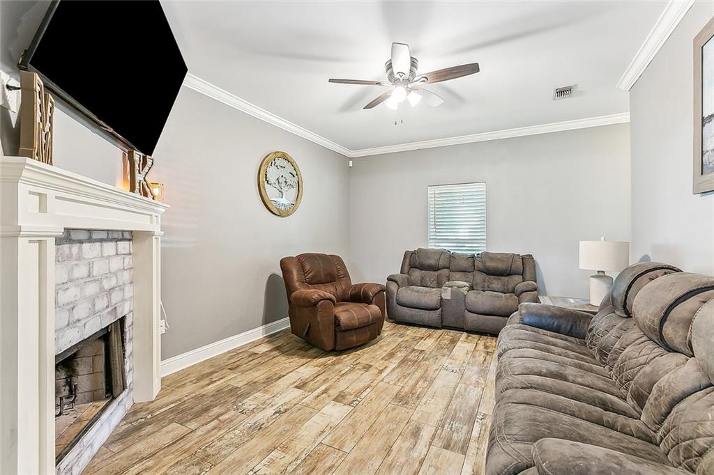 Denham Springs, Louisiana 70706, United States, 3 Bedrooms Bedrooms, ,2 BathroomsBathrooms,Residential,Pending,56542