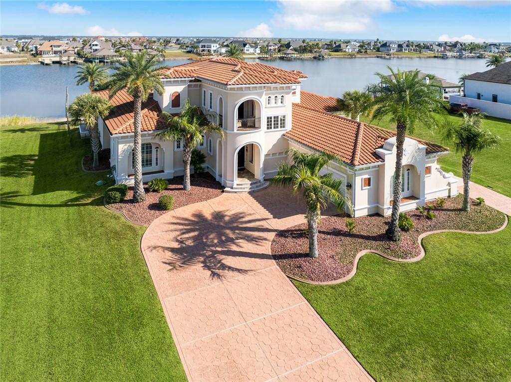 1113 LAKESHORE Boulevard