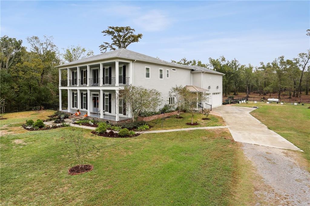 620 DELACROIX Road