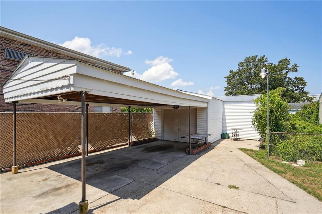 514 16 MONTICELLO Avenue