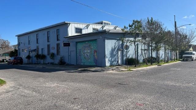 New Orleans, Louisiana 70117, United States, ,Commercial,Active,60570