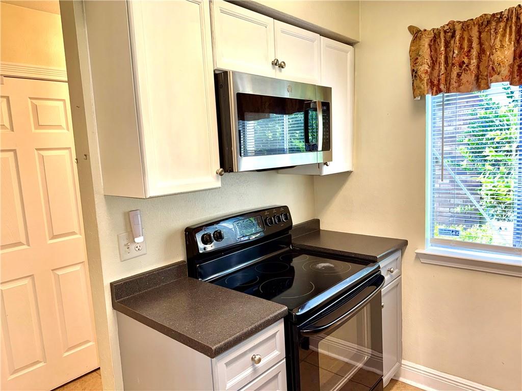 4093 DIVISION Street 4093