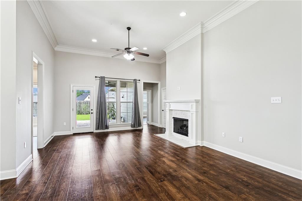 1032 DEER PARK Drive