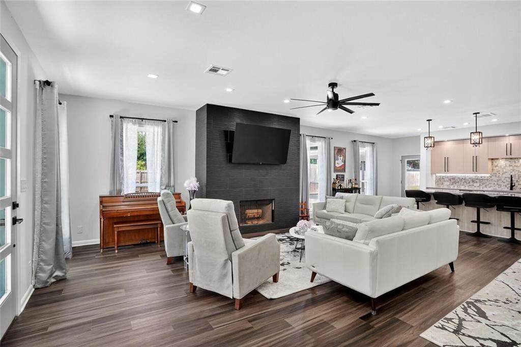 70274 FUCHSIA Street