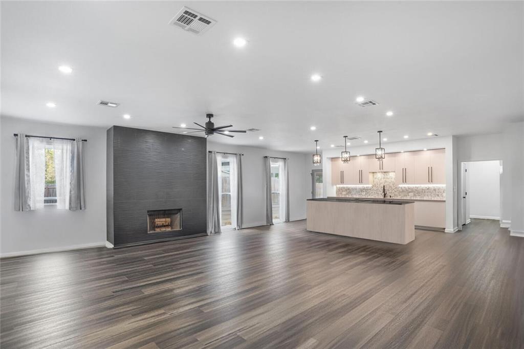 70274 FUCHSIA Street