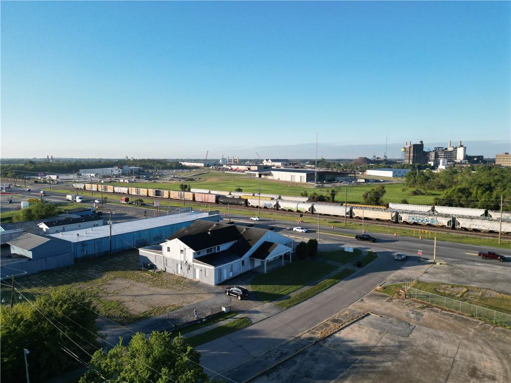 7701 W ST. BERNARD Highway