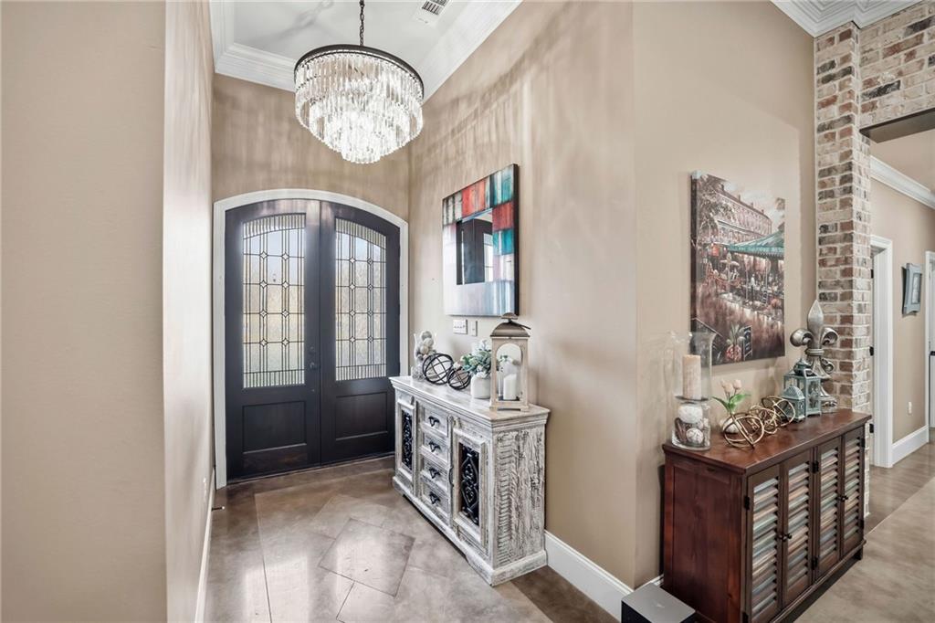 42569 CLOVER LEAF Drive